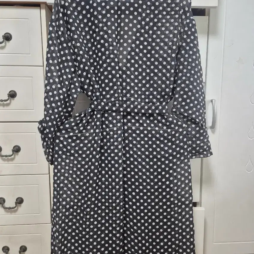 [BUNJANG] Black Dot Long Dress Coat / 블랙 도트 롱 원피스 코트형