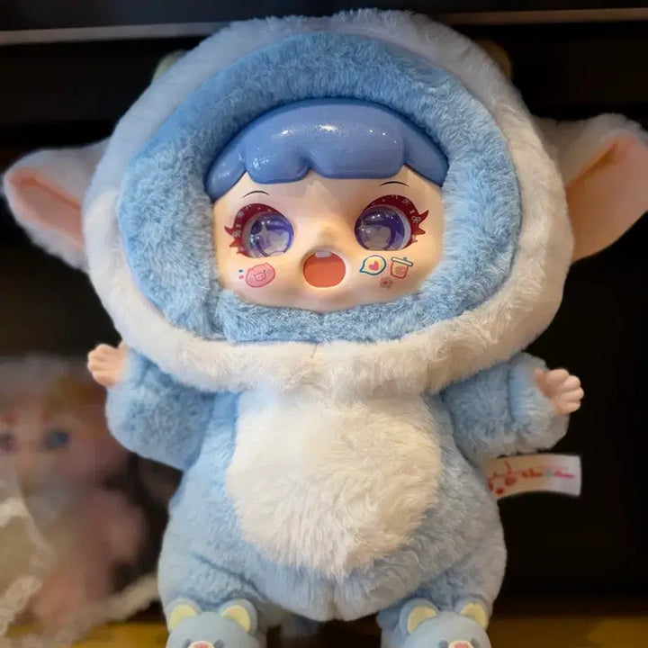 [BUNJANG] Plush Doll Manchao 400% Blue Fur Hoodie / 인형 블루 퍼 후드 Plush Doll 만차오 400%
