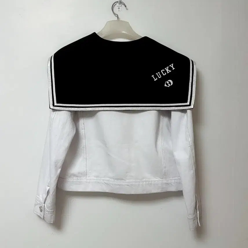 [SOLD OUT] 럭키슈에뜨 세일러 데님자켓