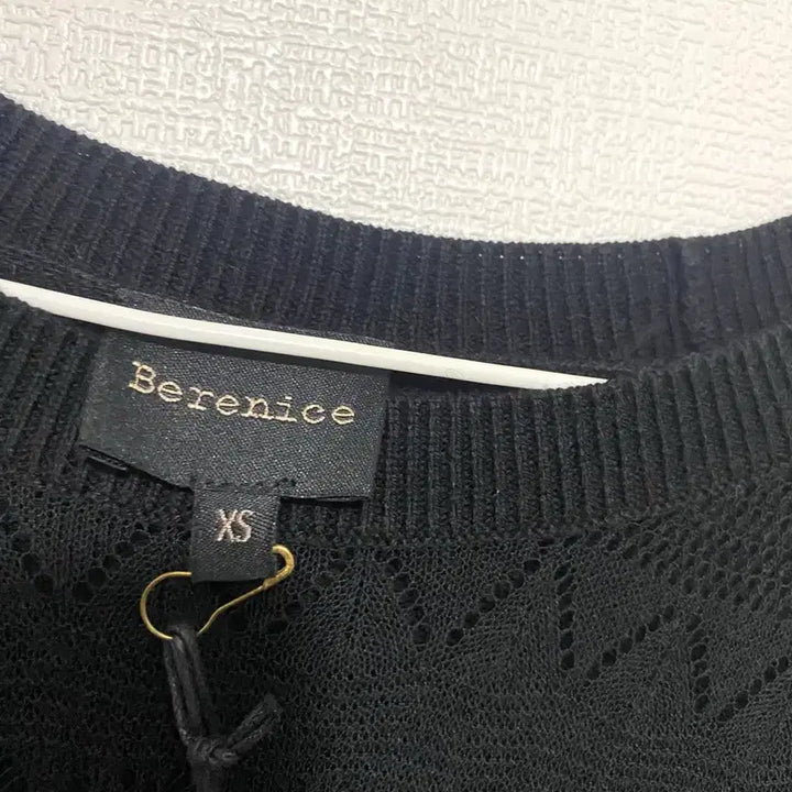 [BUNJANG] Bernice Lace Point Knit - New / 베르니스 레이스 포인트 니트 새제품