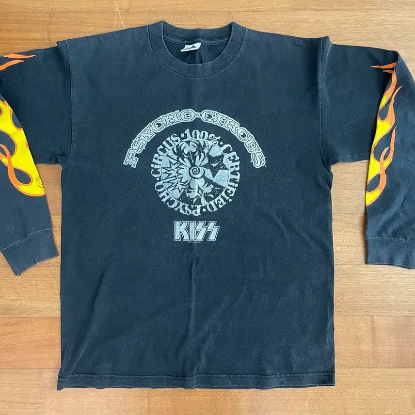 [BUNJANG] Kiss Band Flame Long Sleeve T-Shirt L / rare 키스 kiss 밴드 플레임 롱슬리브 티셔츠 L