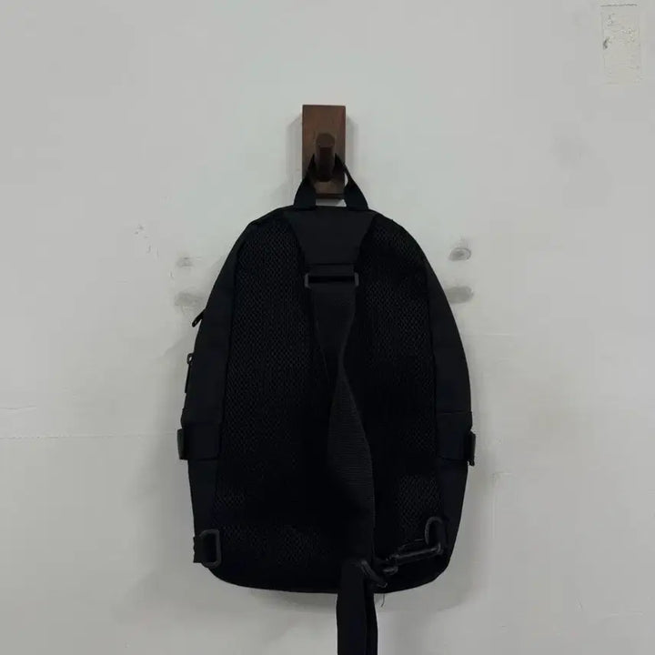 [BUNJANG] The North Face Sling Bag / 노스페이스 슬링백
