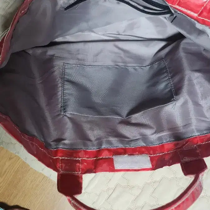 [BUNJANG] Red PVC Tote Bag / 레드 PVC 토트백