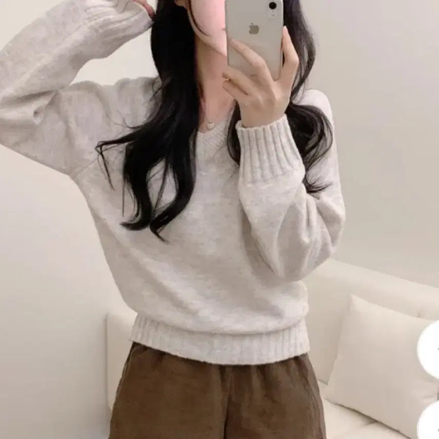 [BUNJANG] Ablley V-Neck Raglan Knit / 에이블리 브이넥 니트