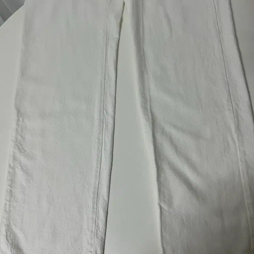 [BUNJANG] Modern Robe Ivory Denim High-Waist Straight Semi-Wide Pants / 모던로브 제작 아이보리 데님 하이웨스트 스트레이트핏 세미와이드