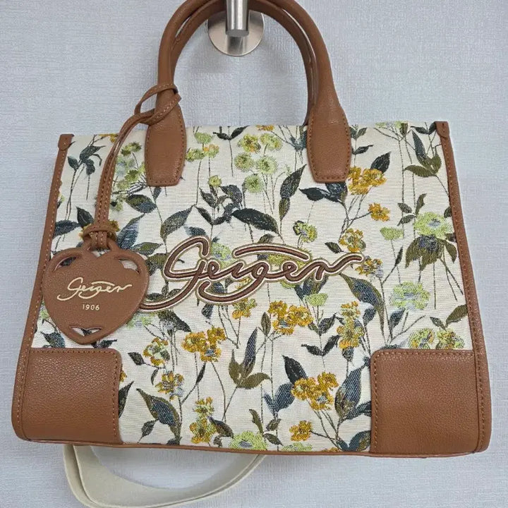 [BUNJANG] Geiger Tote Bag / 가이거   토트백