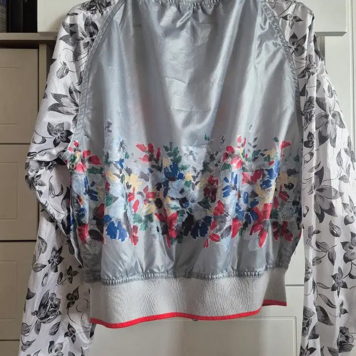 [BUNJANG] Adidas Stella McCartney Collaboration Flower Print Zip-Up Short Jacket / 아디다스 플라워 프린팅 집업 숏 자켓