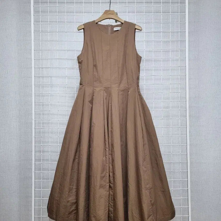 [BUNJANG] Tomboy One-Piece Dress / 톰보이 원피스