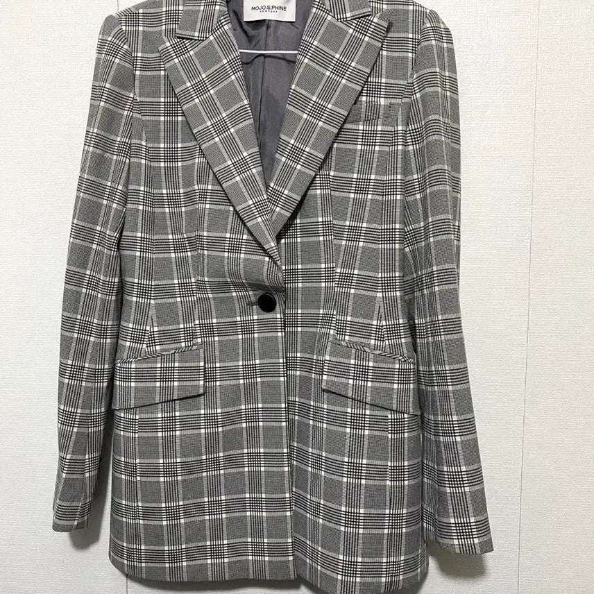 [SOLD OUT] 모조에스핀 체크 자켓