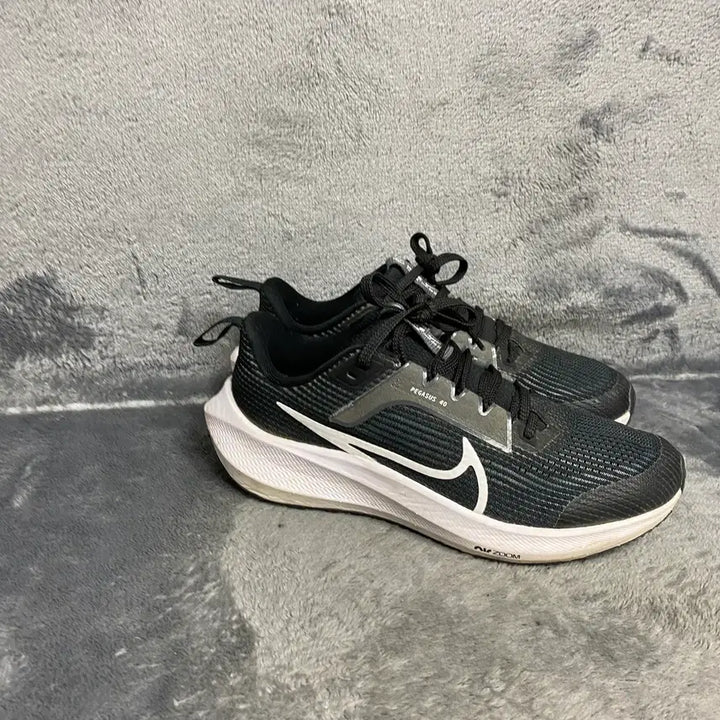 [BUNJANG] Nike Athletic Shoes (235mm) / 나이키 운동화 235