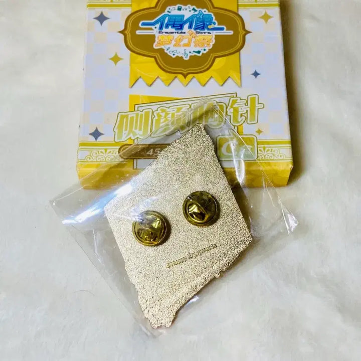[BUNJANG] Ensemble Stars Chiaki Nanami China Exclusive Brooch (Sealed) / 미개봉 미사용 소장용 앙스타 앙상블스타즈 중국한정 치아키 브로치