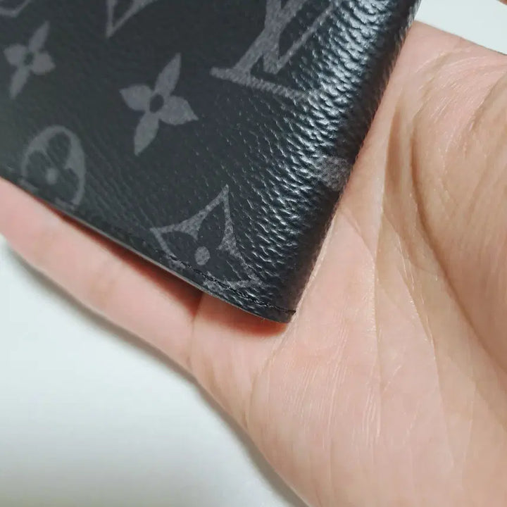 [BUNJANG] Louis Vuitton Slender Monogram Eclipse Wallet / [100%/정품] 루이비통 슬렌더 모노그램 이클립스 지갑
