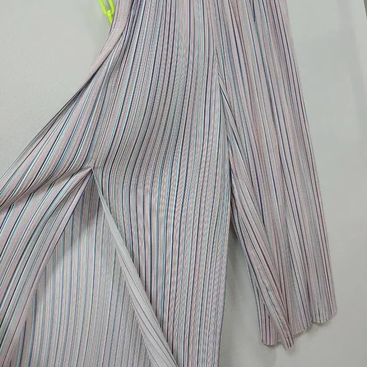 [BUNJANG] System Pleated Wide Pants / 시스템  플리츠 와이드 팬츠 여성 64-94 28~31