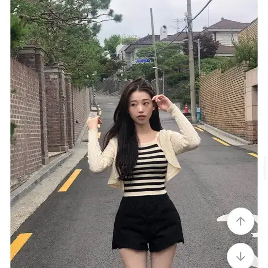 [BUNJANG] Young &amp; Rich Striped Tank &amp; Bolero Set - Black / 에이블리 교신가능  영앤리치 단가라 나시 볼레로 세트 블랙