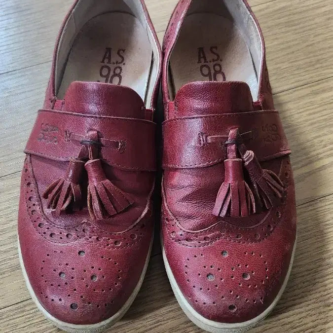 [BUNJANG] AS.98 Red Brogue Tassel Loafers (240) / AS.98 레드 브로그 태슬 로퍼240