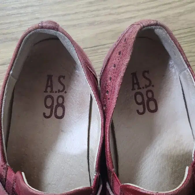 [BUNJANG] AS.98 Red Brogue Tassel Loafers (240) / AS.98 레드 브로그 태슬 로퍼240