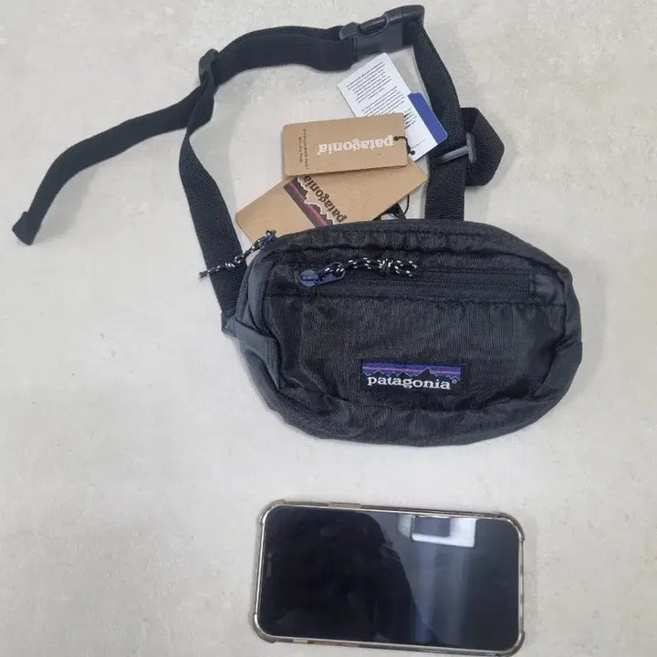 [BUNJANG] Patagonia Black Mini Hip Pack / 파타고니아 블랙 미니 힙색 새상품