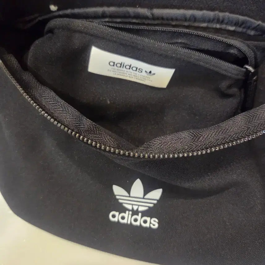 [BUNJANG] Adidas Black Waist Hip Bag / 아디다스 블랙 웨이스트 힙색 가방