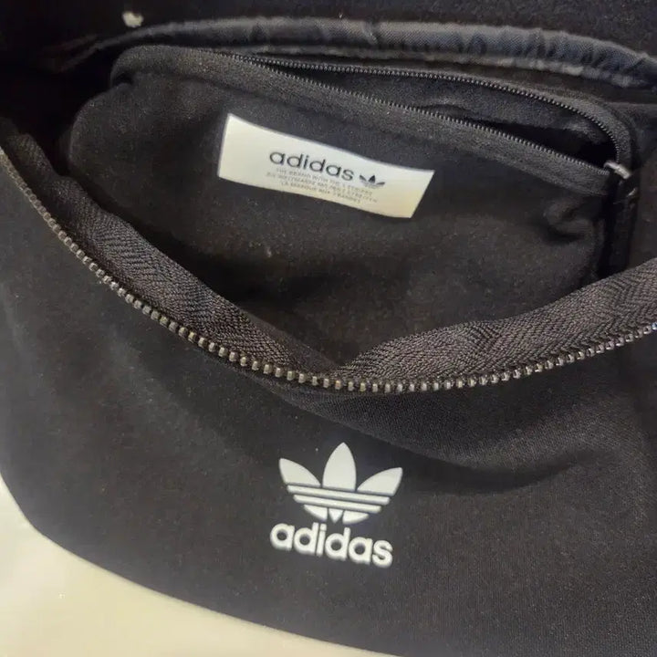 [BUNJANG] Adidas Black Waist Hip Bag / 아디다스 블랙 웨이스트 힙색 가방