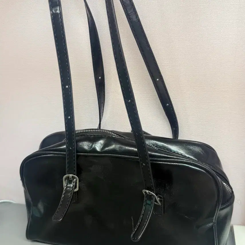 [BUNJANG] Black Leather Shoulder Bag / 블랙 레더 숄더백
