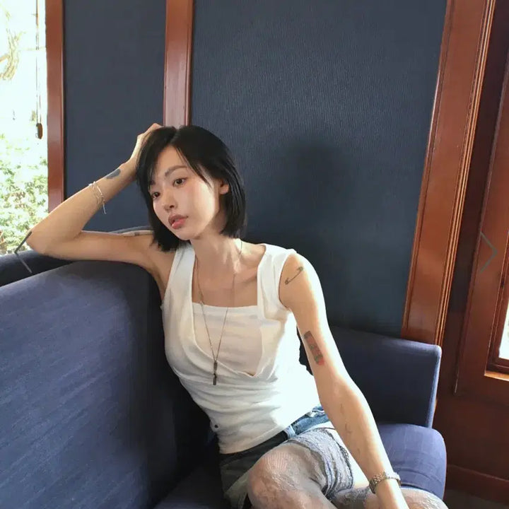 [BUNJANG] Pale Jade Basic Drape Sleeveless Top / 페일제이드 베이직 드레이프 슬리브리스 / 페제 나시