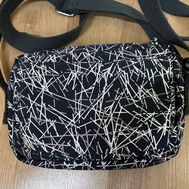 [BUNJANG] Kipling Crossbody Bag / 키플링 가방 크로스백