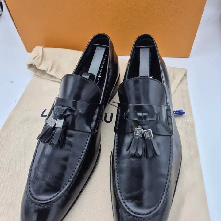 [BUNJANG] Louis Vuitton Black Tassel Loafers Men&