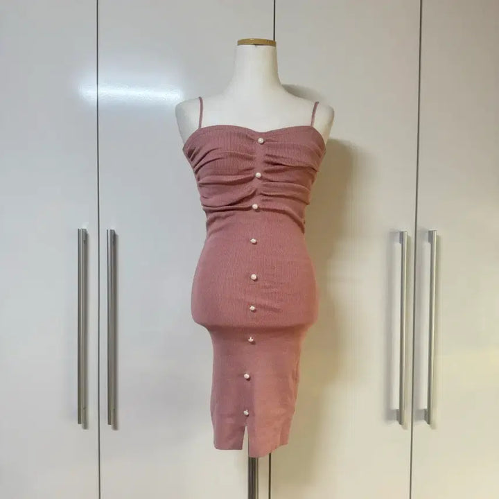 [BUNJANG] Pearl Button Shirring Sleeveless Mini Dress - Pink / 진주 단추 셔링 나시 민소매 미니 원피스 핑크