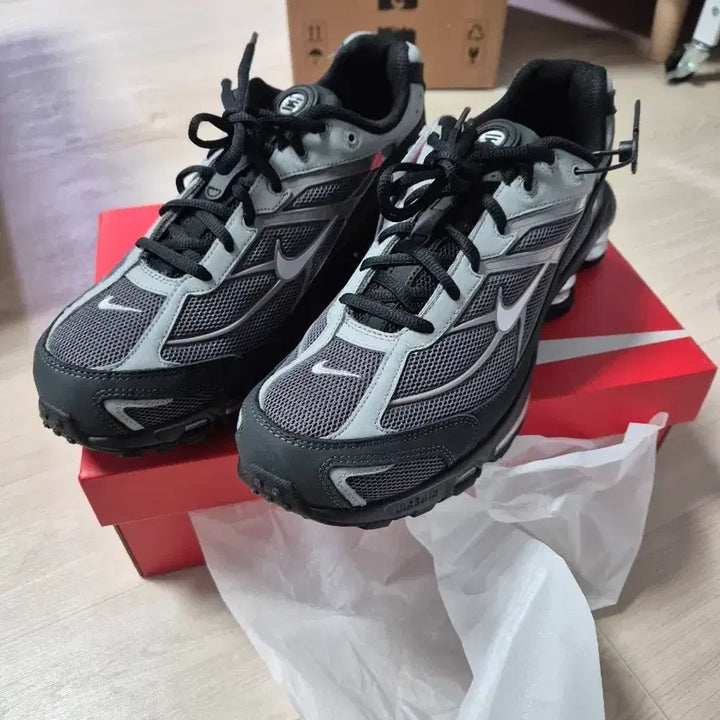 [BUNJANG] Nike LeBron 21 "Shattered Ice" (275) / 샥스 라이드2 라이트 그래파이트