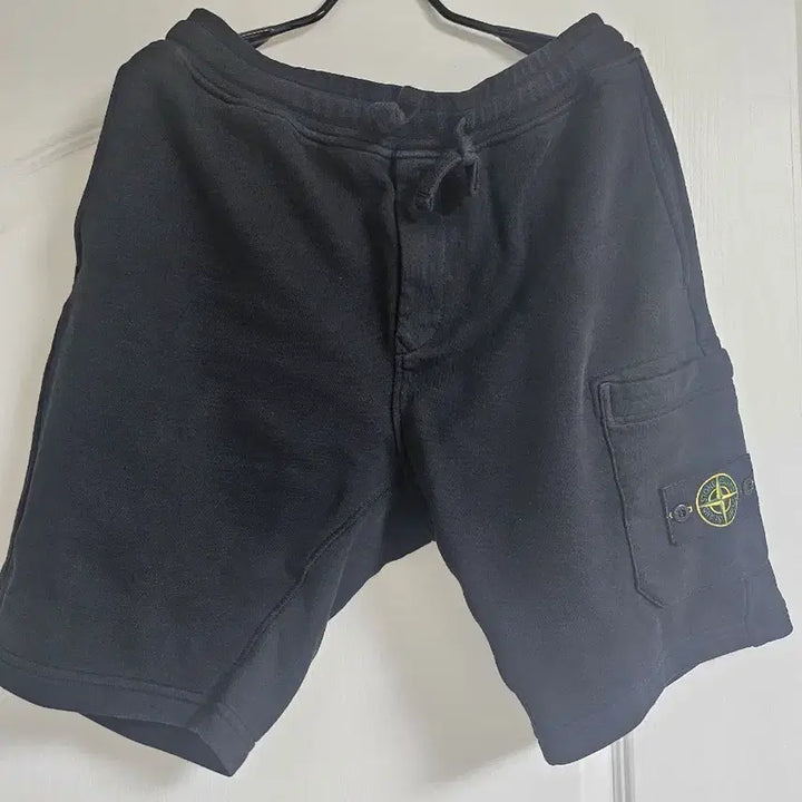[BUNJANG] Stone Island Black Shorts / 스톤아일랜드 블랙 반바지 팝니다!!