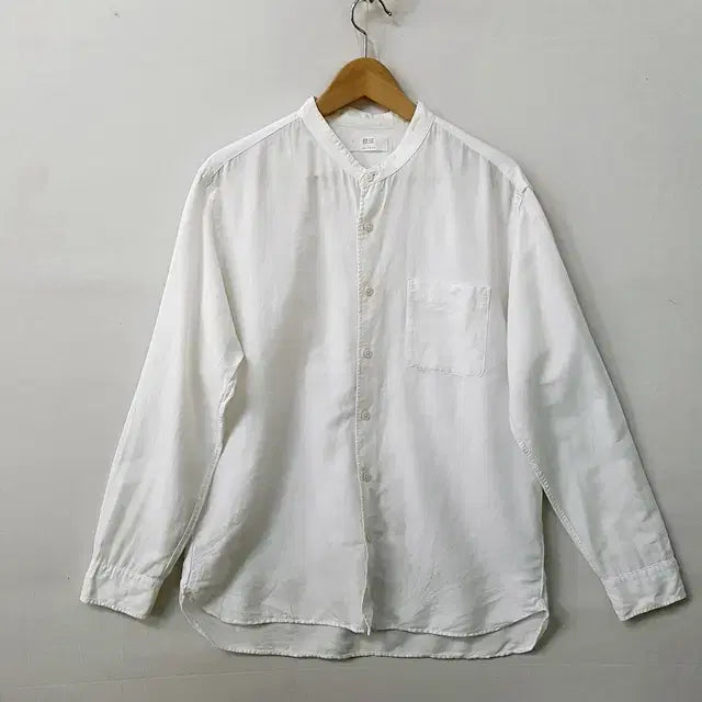 [BUNJANG] Uniqlo Linen Henley Neck Shirt White / 유니클로 린넨 헨리넥 셔츠 화이트
