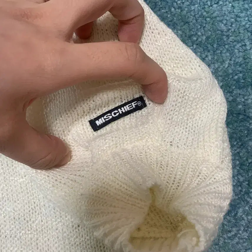[BUNJANG] Mischief Cropped Short Sleeve Knit Ivory Cream / 미스치프 크롭 반팔 니트 아이보리 크림