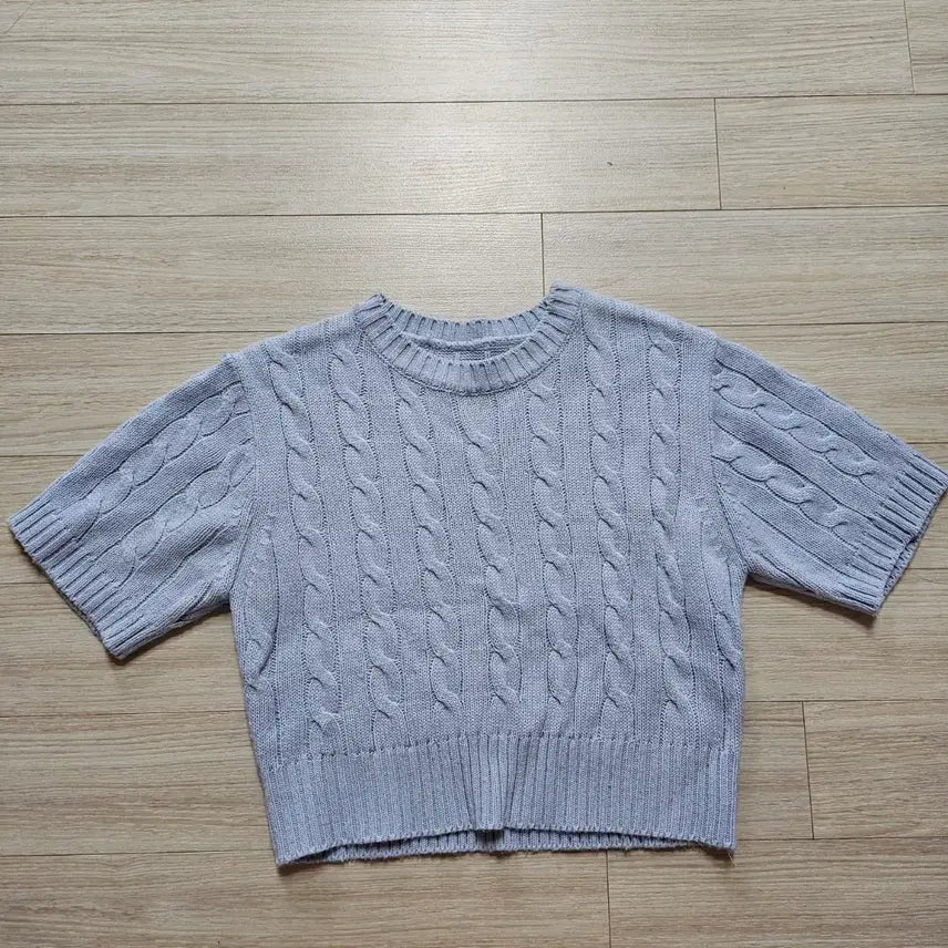 [BUNJANG] Cropped Short Sleeve Knit T-Shirt Light Blue / 크롭 반팔니트티 소라색