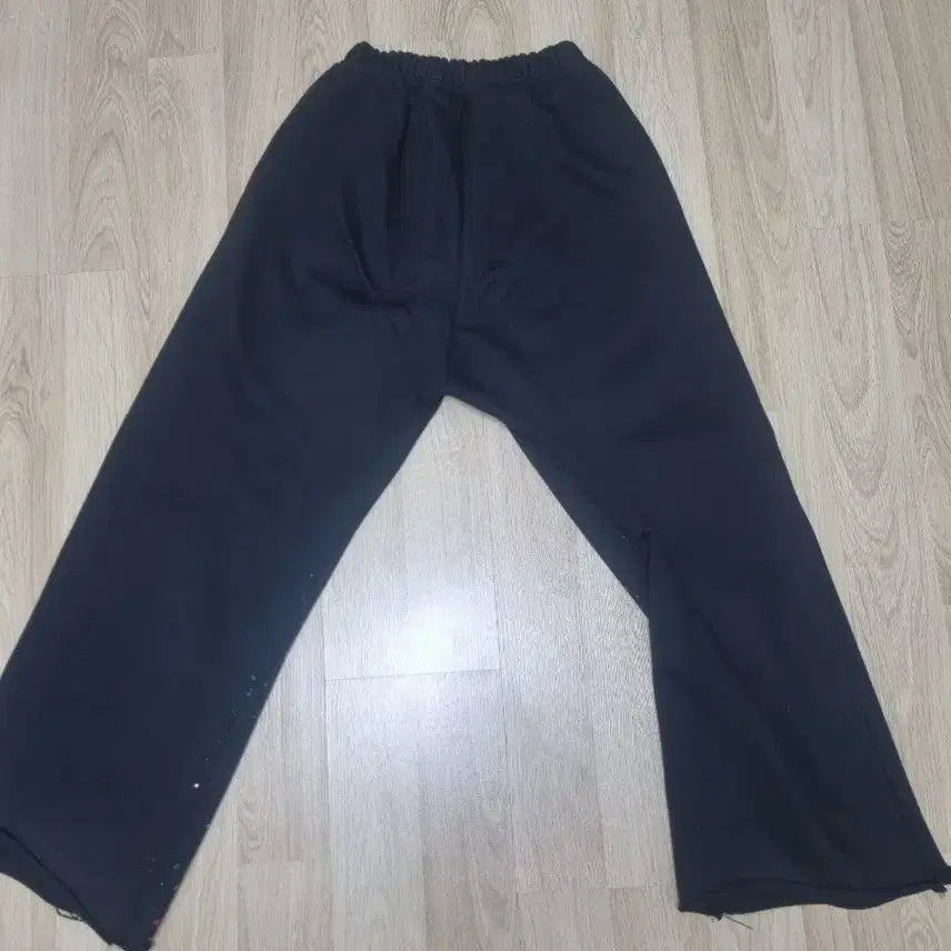 [BUNJANG] Kissme Splatter Training Pants / 블랙 피키샵 스플래터 제작바지