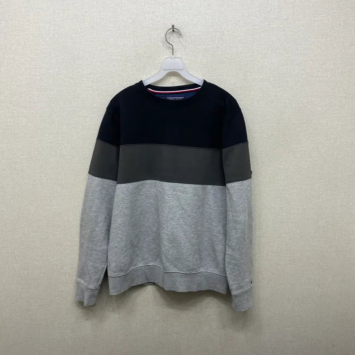 [BUNJANG] Tommy Hilfiger Sweatshirt Size 95 / 타미힐피거 맨투맨 95