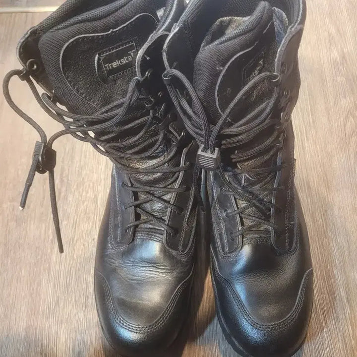 [BUNJANG] Treksta Gore-Tex Military Boots (Size 295) / 트렉스타 고어텍스 군화