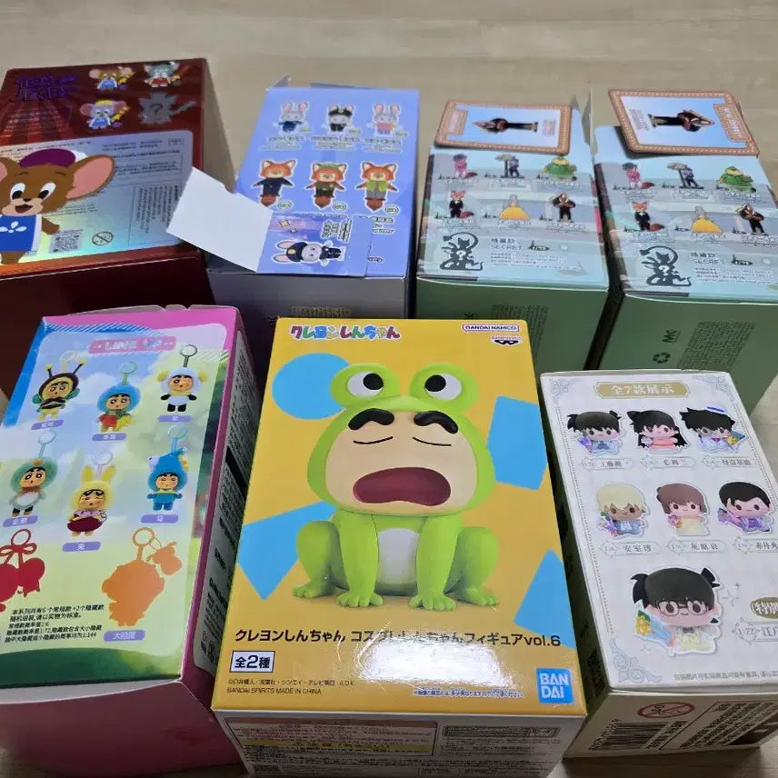 [BUNJANG] Crayon Shin-chan, Tom and Jerry, Judy Character Figure Keychains / 짱구,톰과제리,주디 피규어 키링  팝니당