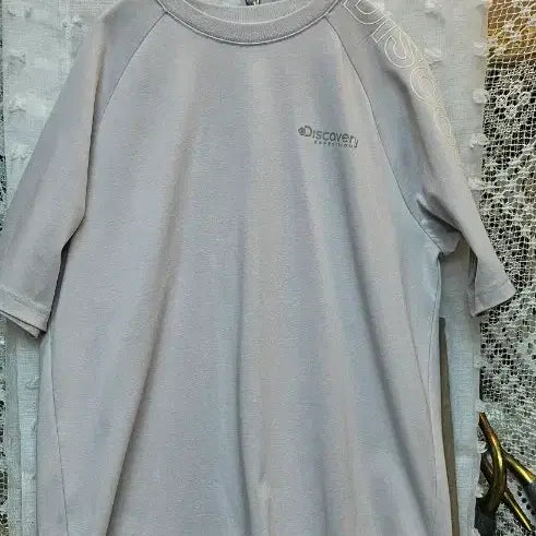 [BUNJANG] Discovery Expedition Logo Short Sleeve T-Shirt Beige / 디스커버리 익스페디션 반팔 티셔츠 베이지