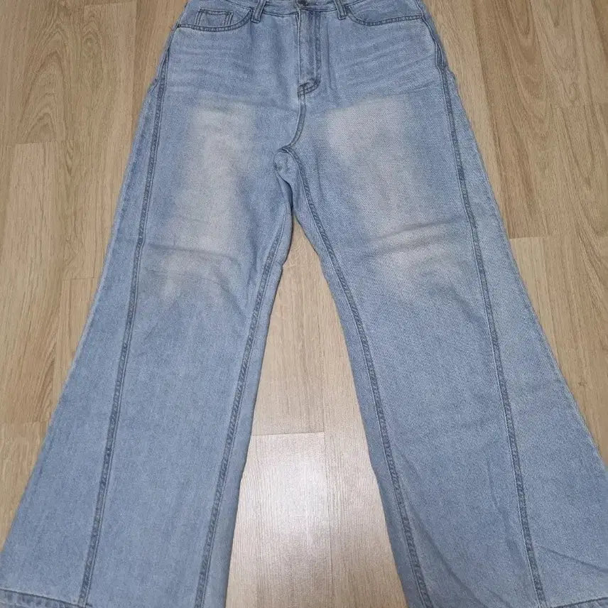 [BUNJANG] Light Wash Wide Leg Denim Pants / 연청 와이드 데님 팬츠