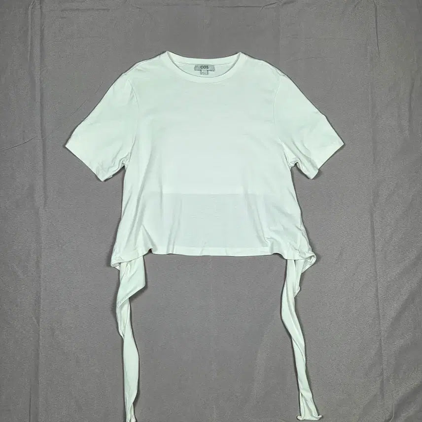 [BUNJANG] COS Back Tie Detail Cotton Short Sleeve T-Shirt / [COS] 백 타이 디테일 코튼 반팔 티셔츠 | S00100