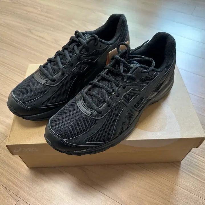 [BUNJANG] Asics Jog 100 S Black 2E Wide Running Shoes / 아식스 조그 100 S 블랙 - 2E 와이드 280