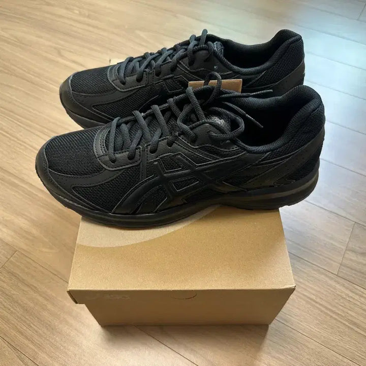 [BUNJANG] Asics Jog 100 S Black 2E Wide Running Shoes / 아식스 조그 100 S 블랙 - 2E 와이드 280