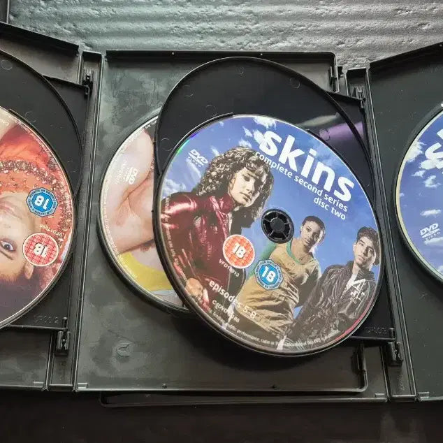 [BUNJANG] Skins UK Drama DVD Season 1 &amp; 2 Set / 영국드라마 스킨스 skins DVD