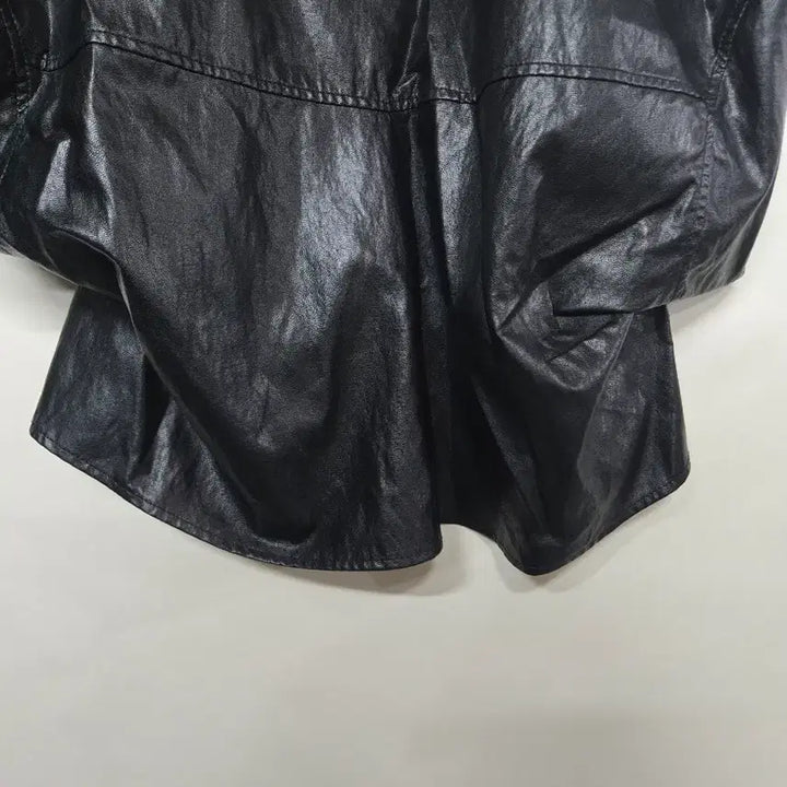 [BUNJANG] Lucy Judy Black Eco Leather Shirt Size 80 / lucy judy 루시주디 블랙 에코가죽 셔츠 80