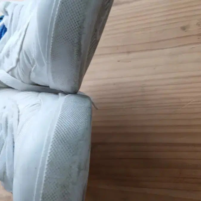 [BUNJANG] Nike White/Blue Sneakers Size 250 / 나이키 흰/파 스니커즈 운동화 250사이즈