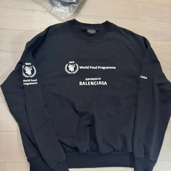 [BUNJANG] Balenciaga World Food Sweatshirt / [s] 발렌시아가 월드푸드 맨투맨