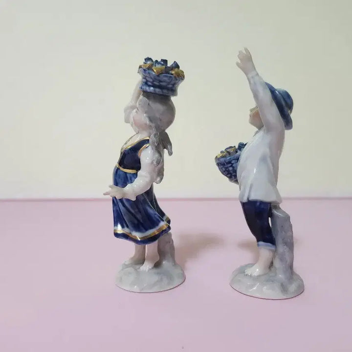 [BUNJANG] Dresden Volkstedt "Flower Sellers" Couple Figurine / 드레스덴 폭스테드 꽃파는커플