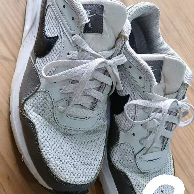 [BUNJANG] Nike Air Sneakers Grey Size 270 / 나이키 에어 운동화 회색 270사이즈 캠핑시 불똥1개