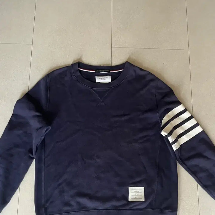 [BUNJANG] Thom Browne 4-Bar Sweatshirt Navy / 톰브라운 맨투맨