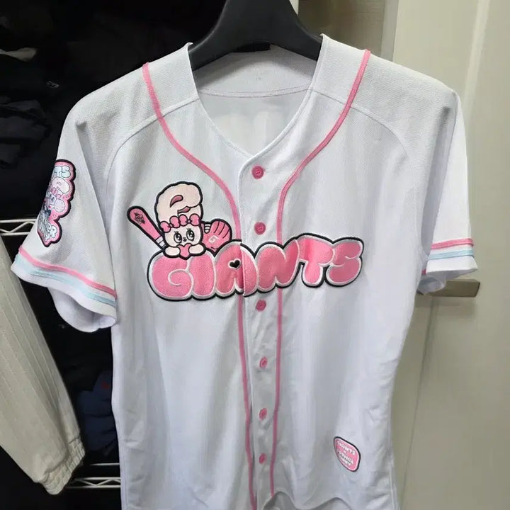 [BUNJANG] Lotte Giants Esther Bunny Jersey Size 105 / 롯데자이언츠유니폼 에스더버니 유니폼 105사이즈